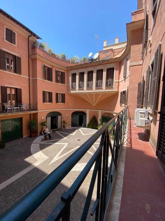 Trevi Ducal Palace Roma Eksteriør bilde